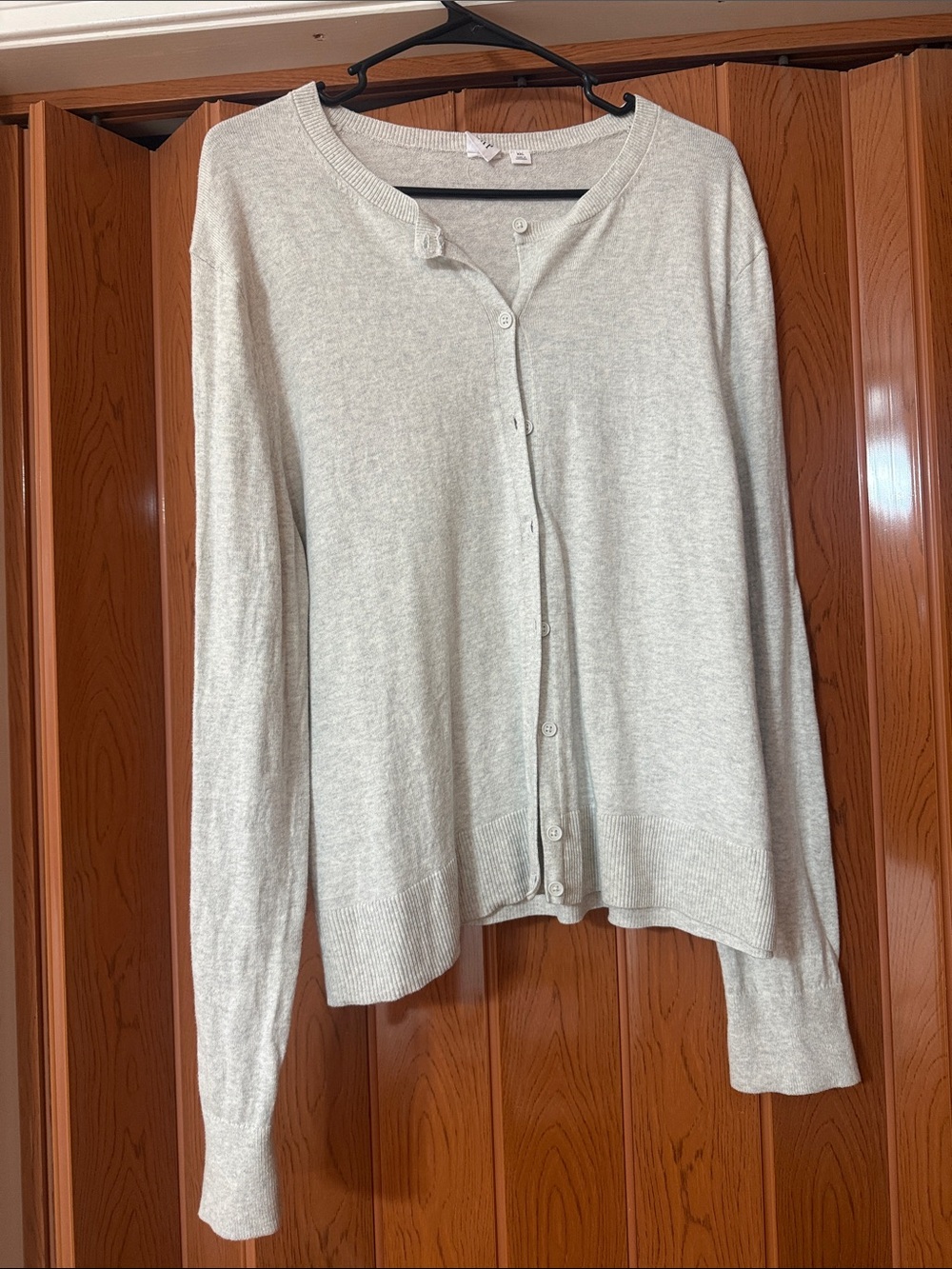 GAP Light Gray Button-Front Women's Cardigan